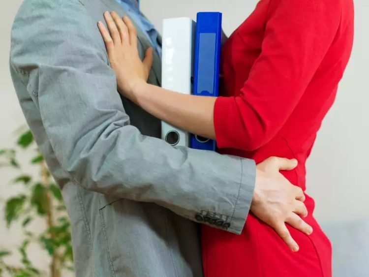 3 Favorite Places for that Cheating Spouse to Cheat: Catch a Spouse Now